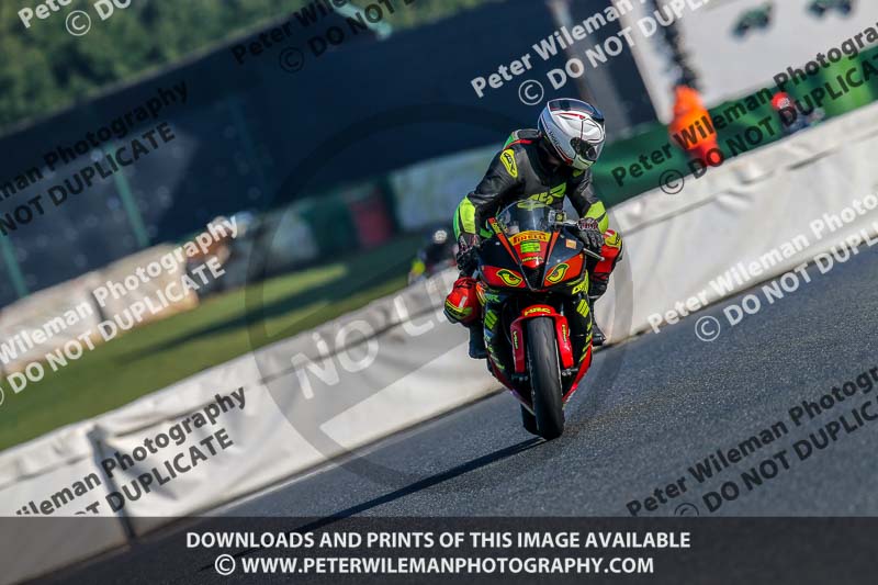 PJM Wedding Photography;enduro digital images;event digital images;eventdigitalimages;mallory park;mallory park photographs;mallory park trackday;mallory park trackday photographs;no limits trackdays;peter wileman photography;racing digital images;trackday digital images;trackday photos